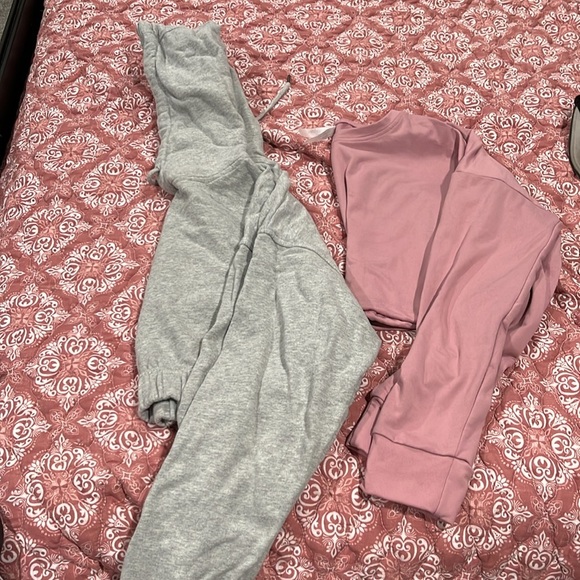 Forever 21 Tops - Cropped hoodie/sweatshirt bundle